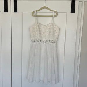 White BCX Dress Junior Size 9